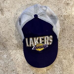 Vintage UTS NBA Los Angeles Lakers Adjustable Trucker Hat